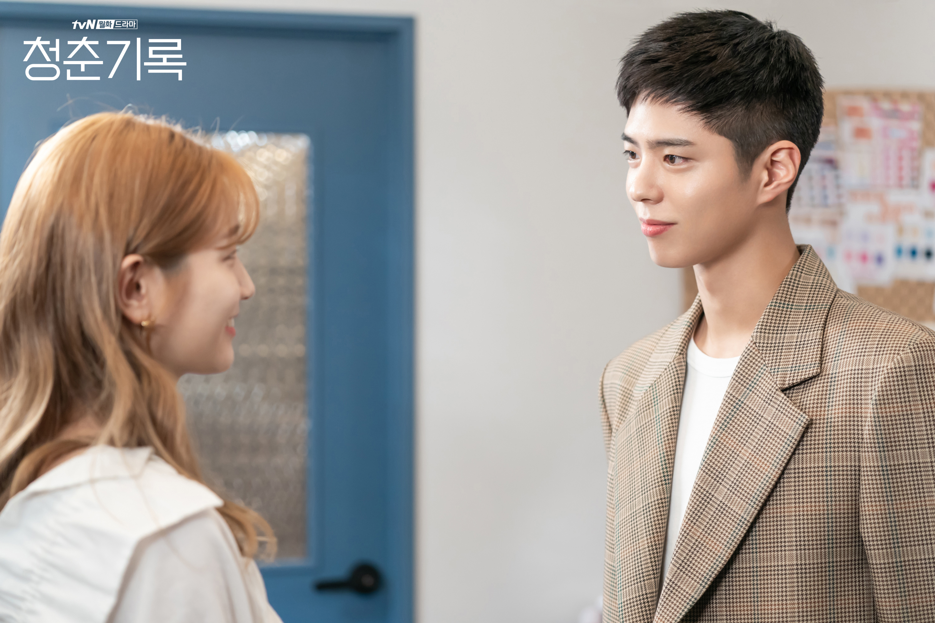 九游体育app-球场青春：最年轻的得分纪录保持者故事的简单介绍