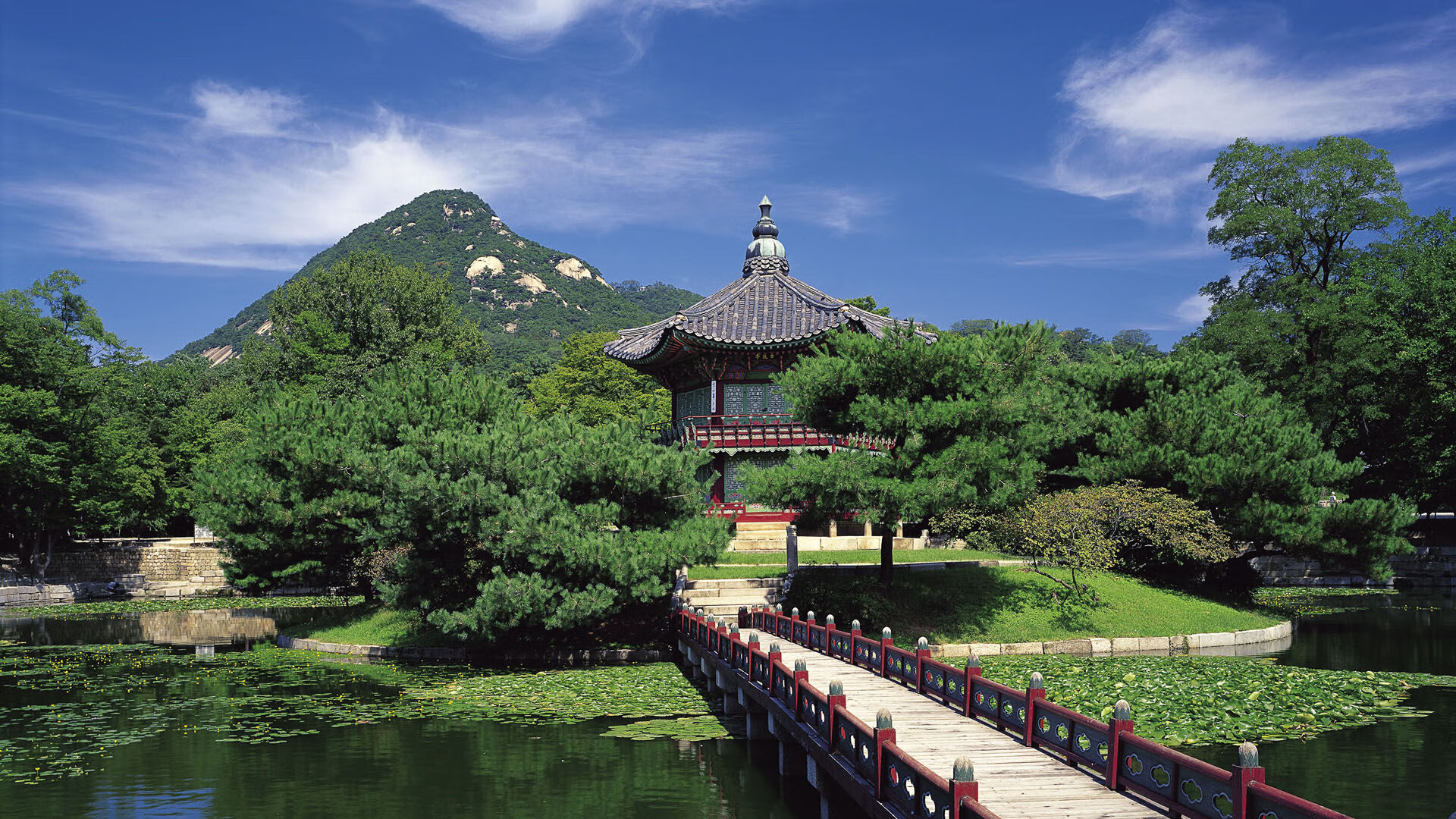 西甲VAR系统语义分析提高裁判判罚一致性研究,var裁判是什么意思